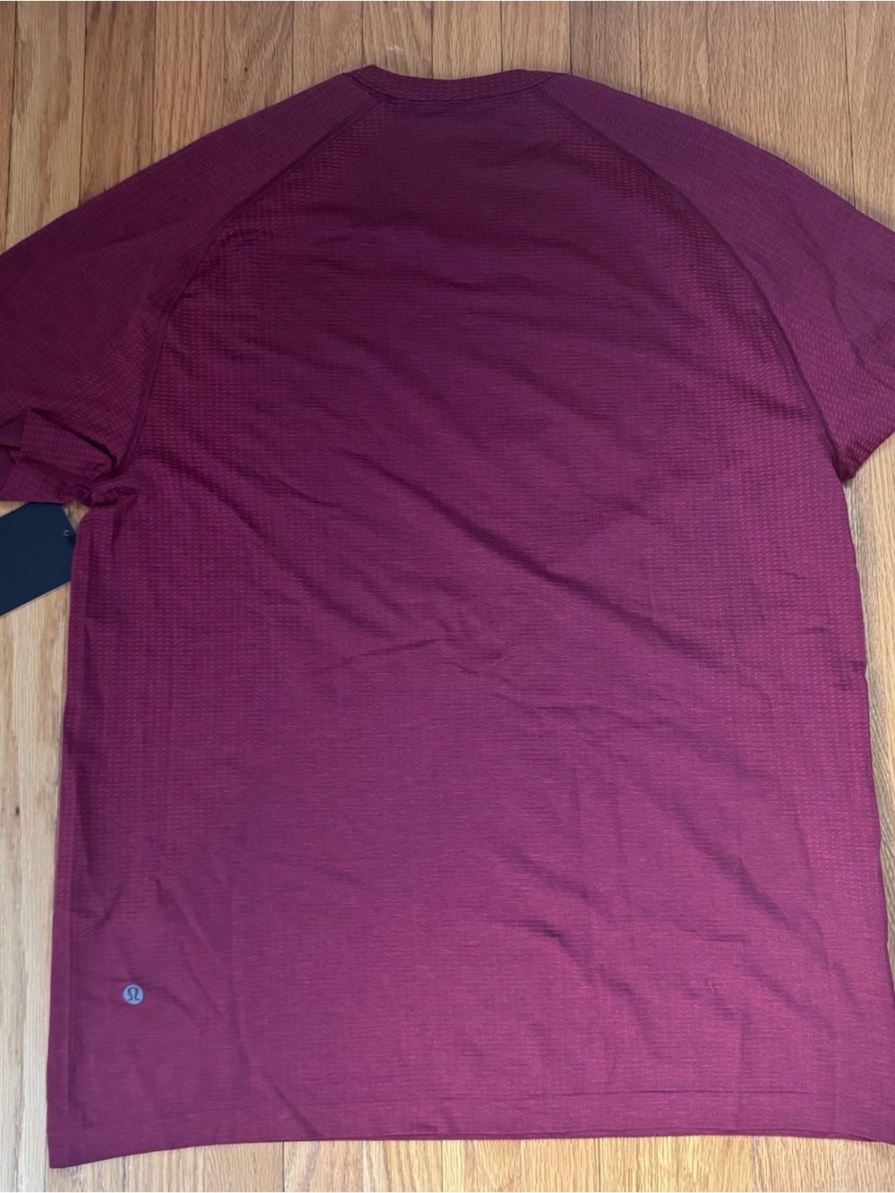 lululemon athletica Metal Vent Tech Short Sleeve - Picture 3 of 6